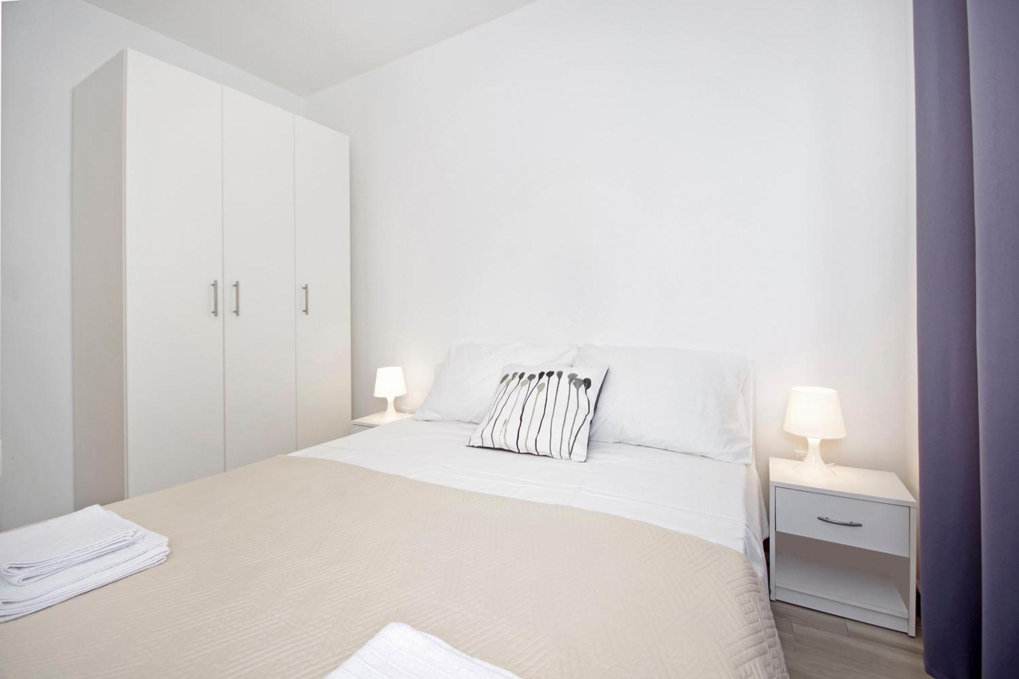 Apartments Frado Novalja Eksteriør billede