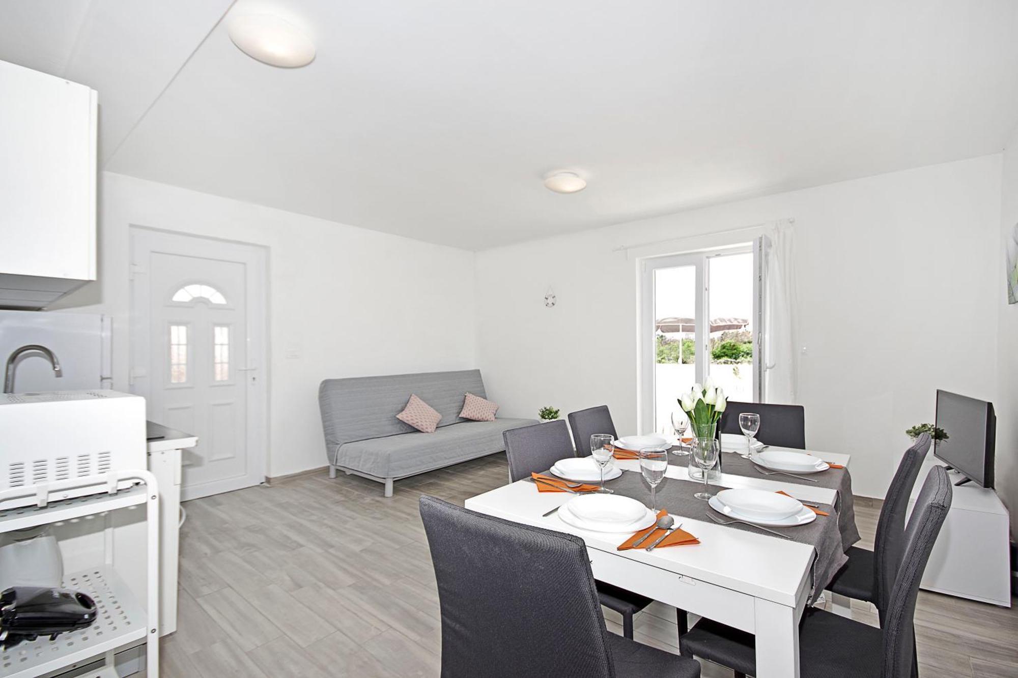 Apartments Frado Novalja Eksteriør billede