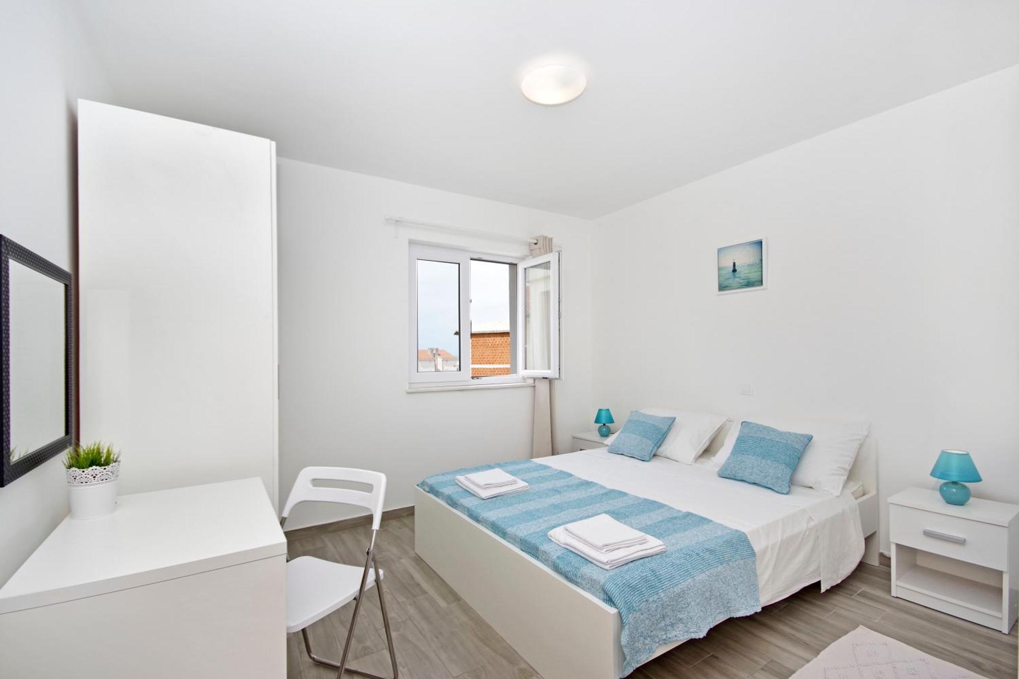 Apartments Frado Novalja Eksteriør billede